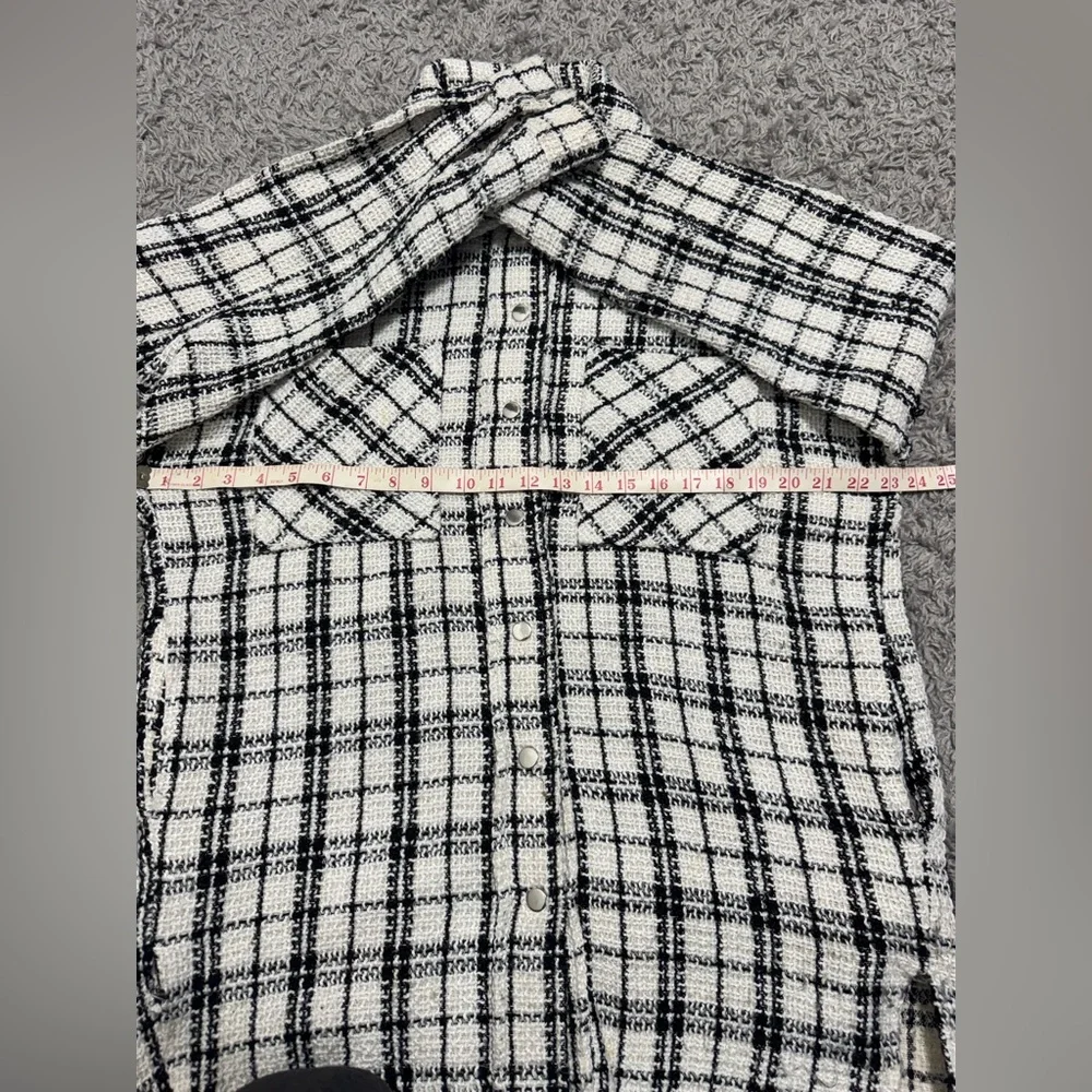 Plaid Button-Up Jacket - Picture 3 of 7